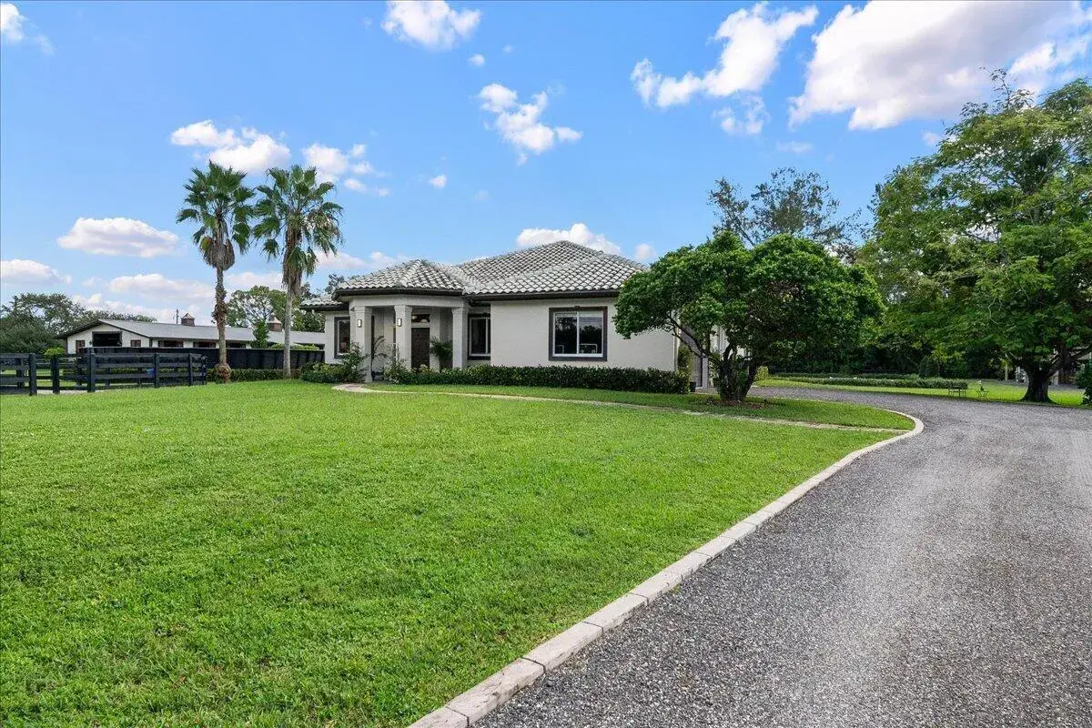 3 bedroom 3 bath Residential for sale at 12466 Indian Mound Road, Wellington FL 33449