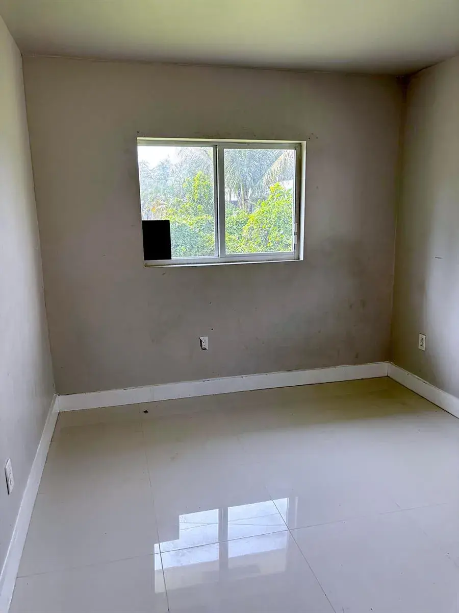 1521 NW 8th Avenue, Fort Lauderdale FL 33311