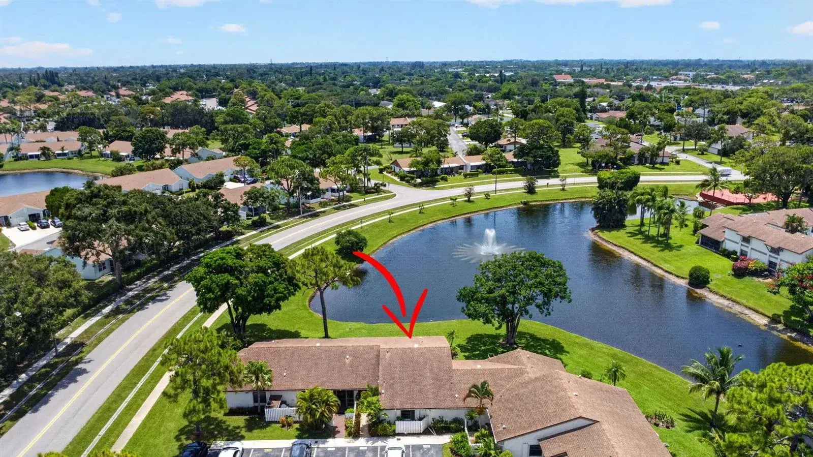 2 bedroom 2 bath Residential for sale at 6102 WOODLAKE Boulevard, FL 33463