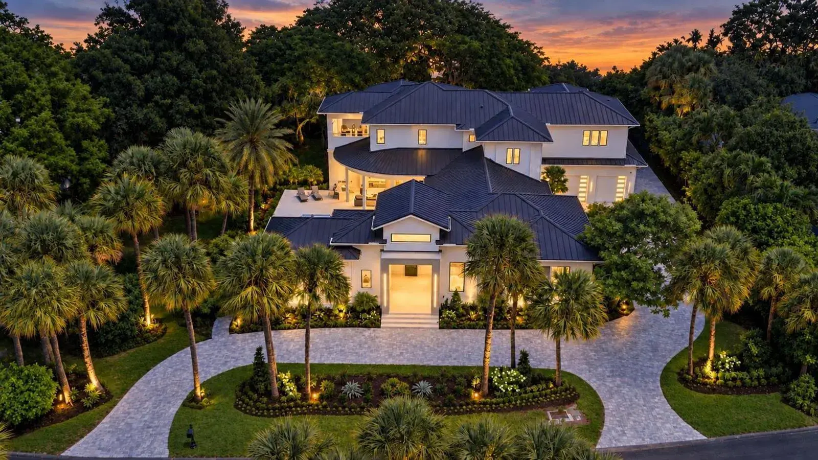 6 bedroom 6 bath Residential for sale at 16132 Bridlewood Circle, Delray Beach FL 33445