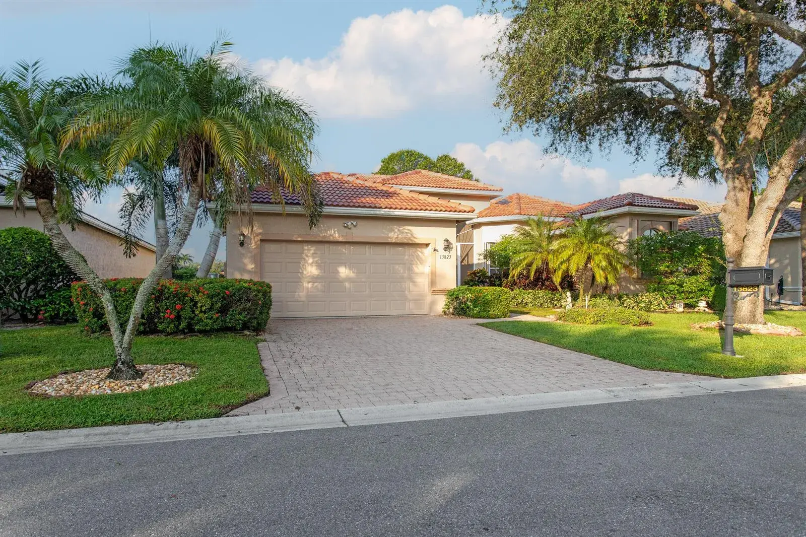 3 bedroom 2 bath Residential for sale at 13823 VIALE VENEZIA, Delray Beach FL 33446