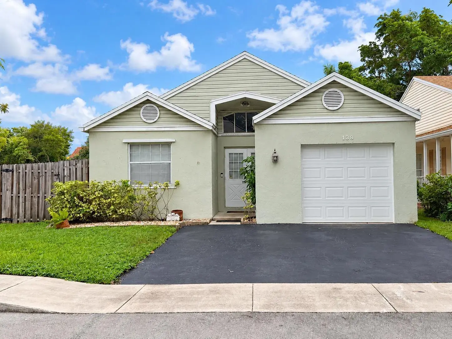 3 bedroom 2 bath Residential for sale at 138 SW 159th Way, Sunrise FL 33326