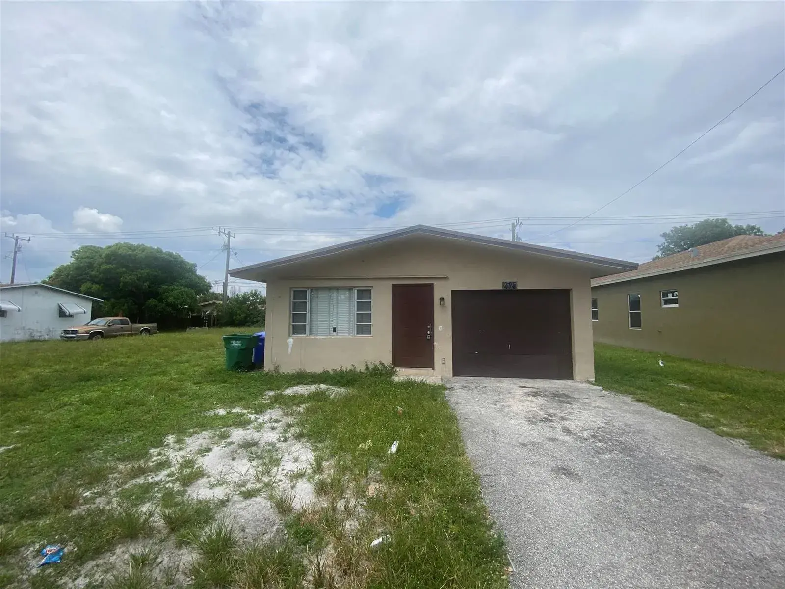 5 bedroom 2 bath Residential Lease for rent at 2521 NW 15TH Court, Fort Lauderdale FL 33311