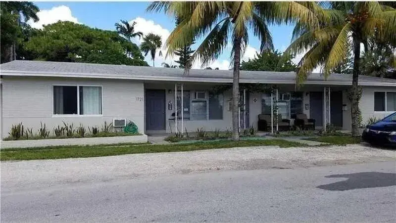 1721 NE 9TH Street # 5, Fort Lauderdale FL 33304