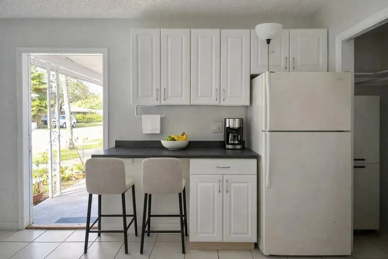 1721 NE 9TH Street # 5, Fort Lauderdale FL 33304