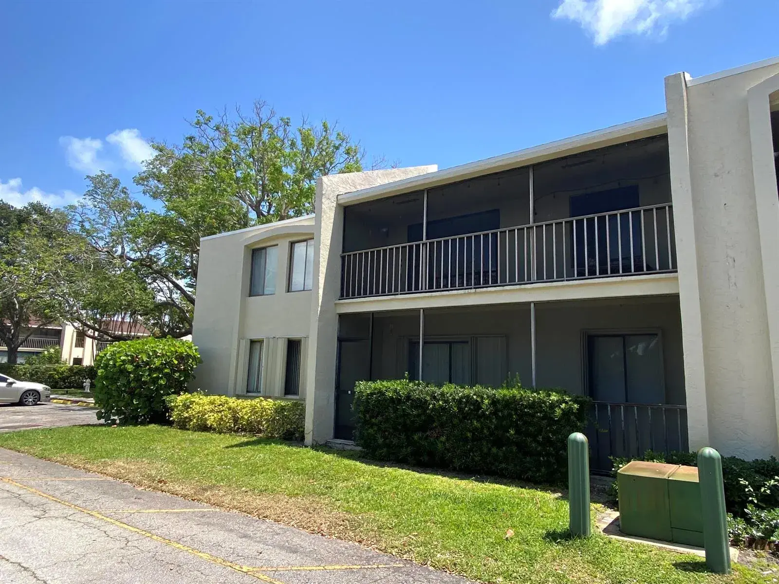 2 bedroom 2 bath Residential for sale at 150 Pineview Road # H8, Jupiter FL 33469