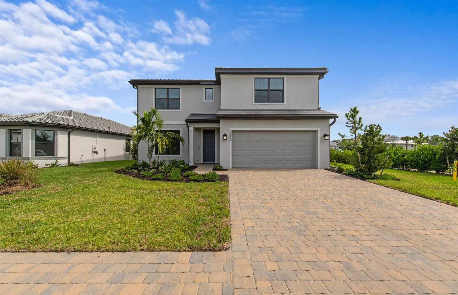 4 bedroom 3 bath Residential for sale at 2084 FREEMONT Way, Naples FL 34120