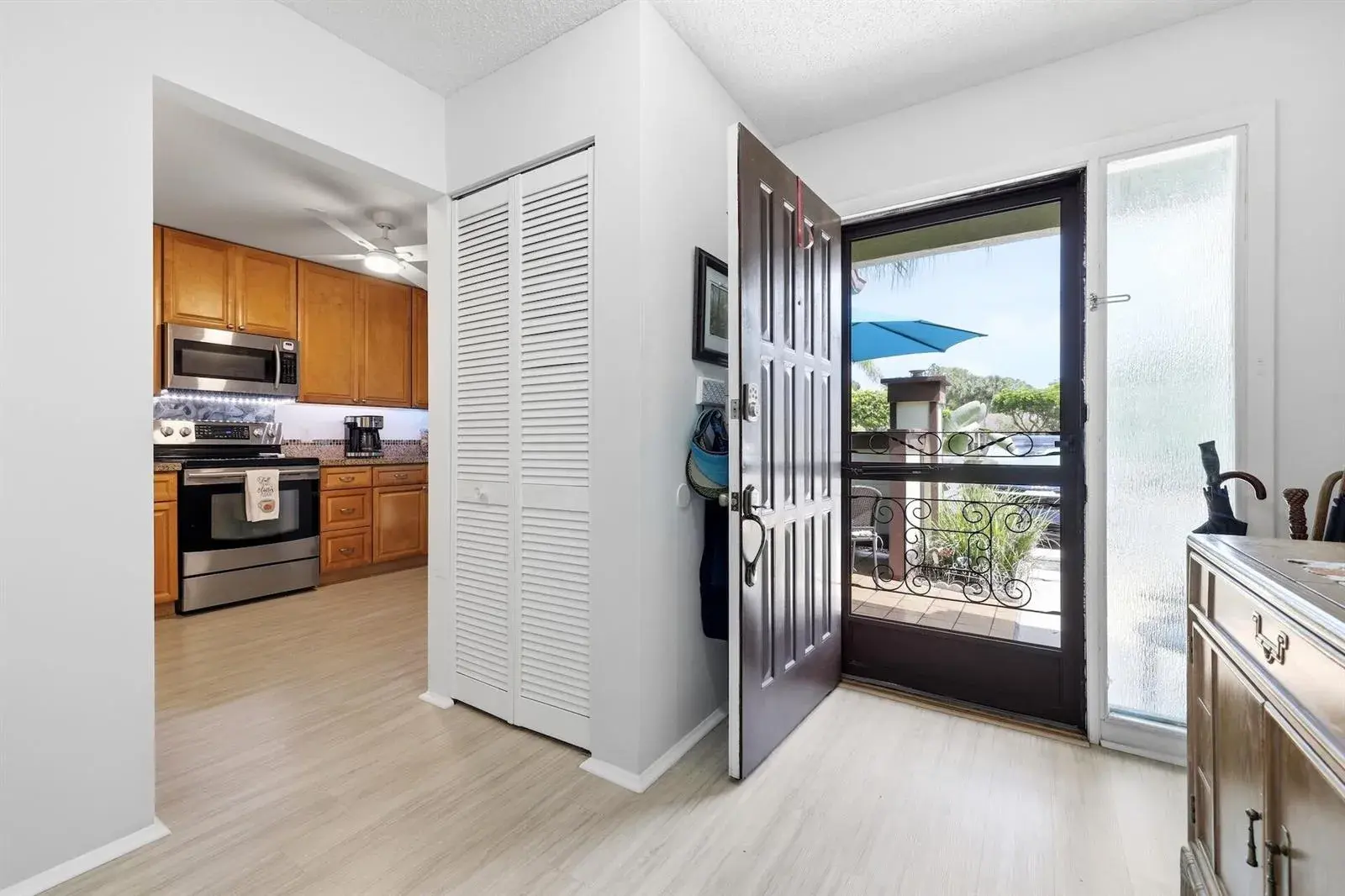 259 DEERFIELD Court, Royal Palm Beach FL 33411