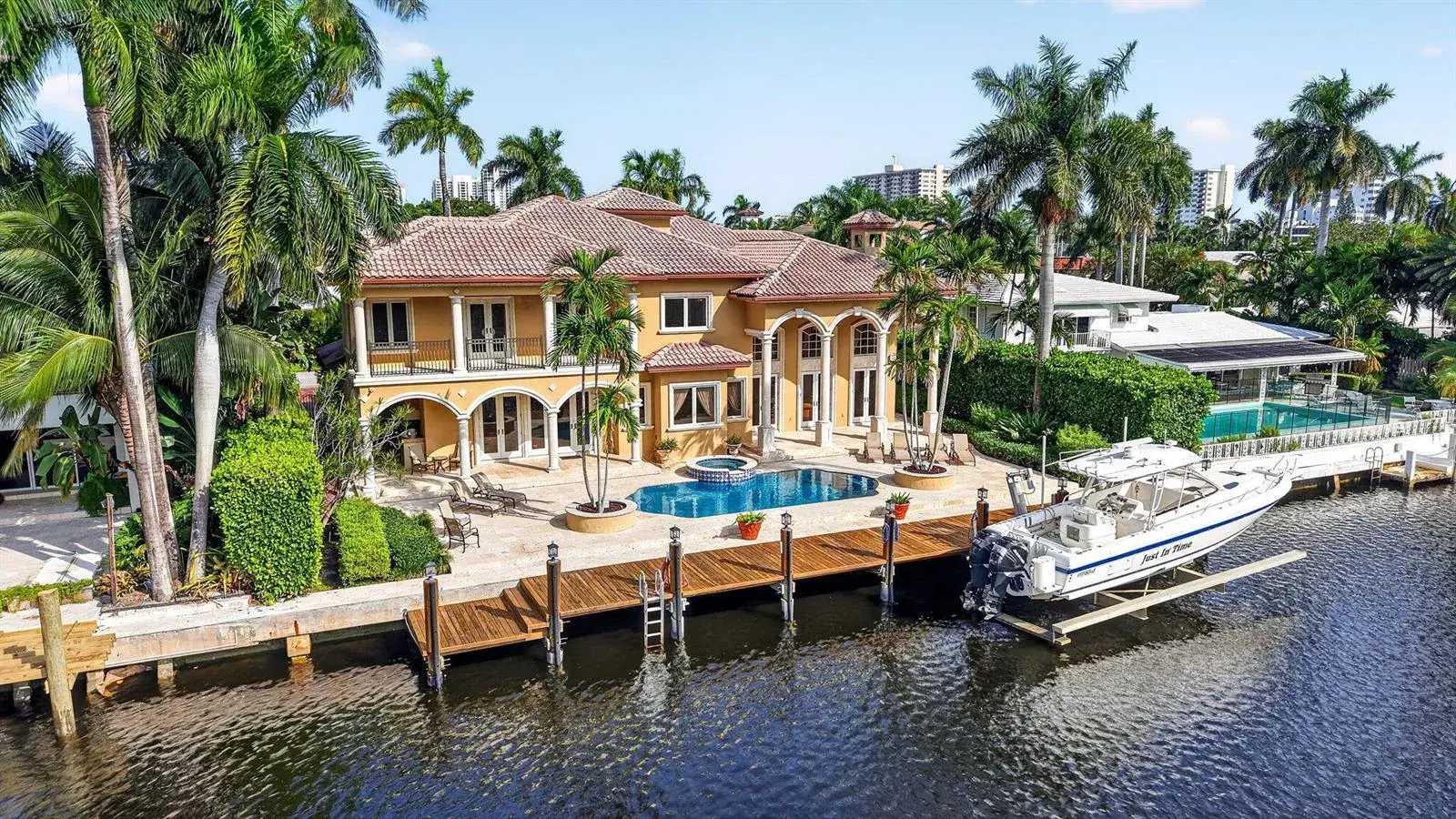 7 bedroom 6 bath Residential for sale at 67 ROYAL PALM Drive, Fort Lauderdale FL 33301
