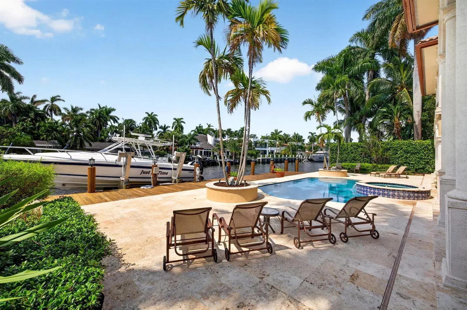 67 ROYAL PALM Drive, Fort Lauderdale FL 33301