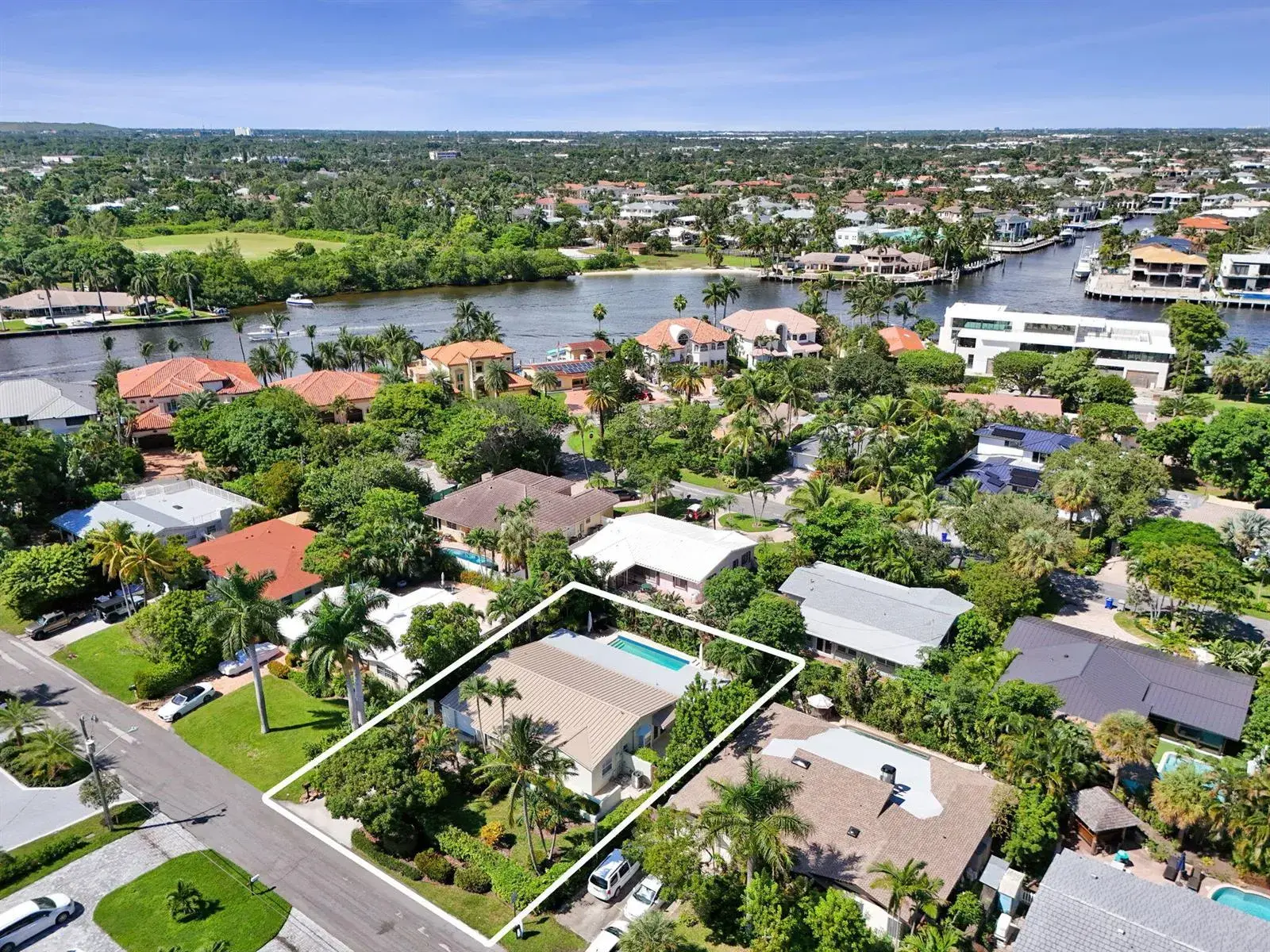 3 bedroom 3 bath Residential for sale at 3207 DOVER Road, Pompano Beach FL 33062