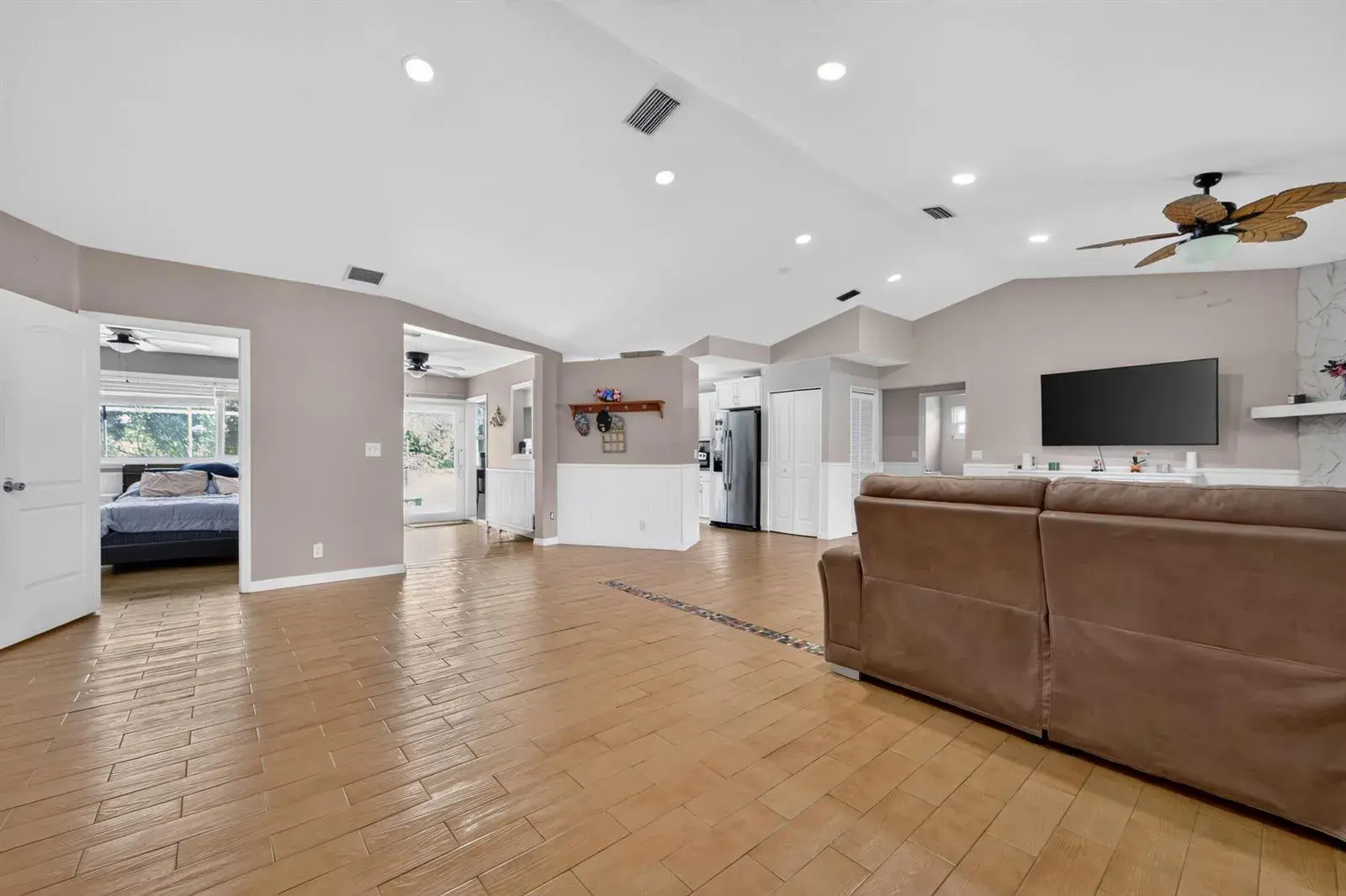 17546 PRADO Boulevard, FL 33470