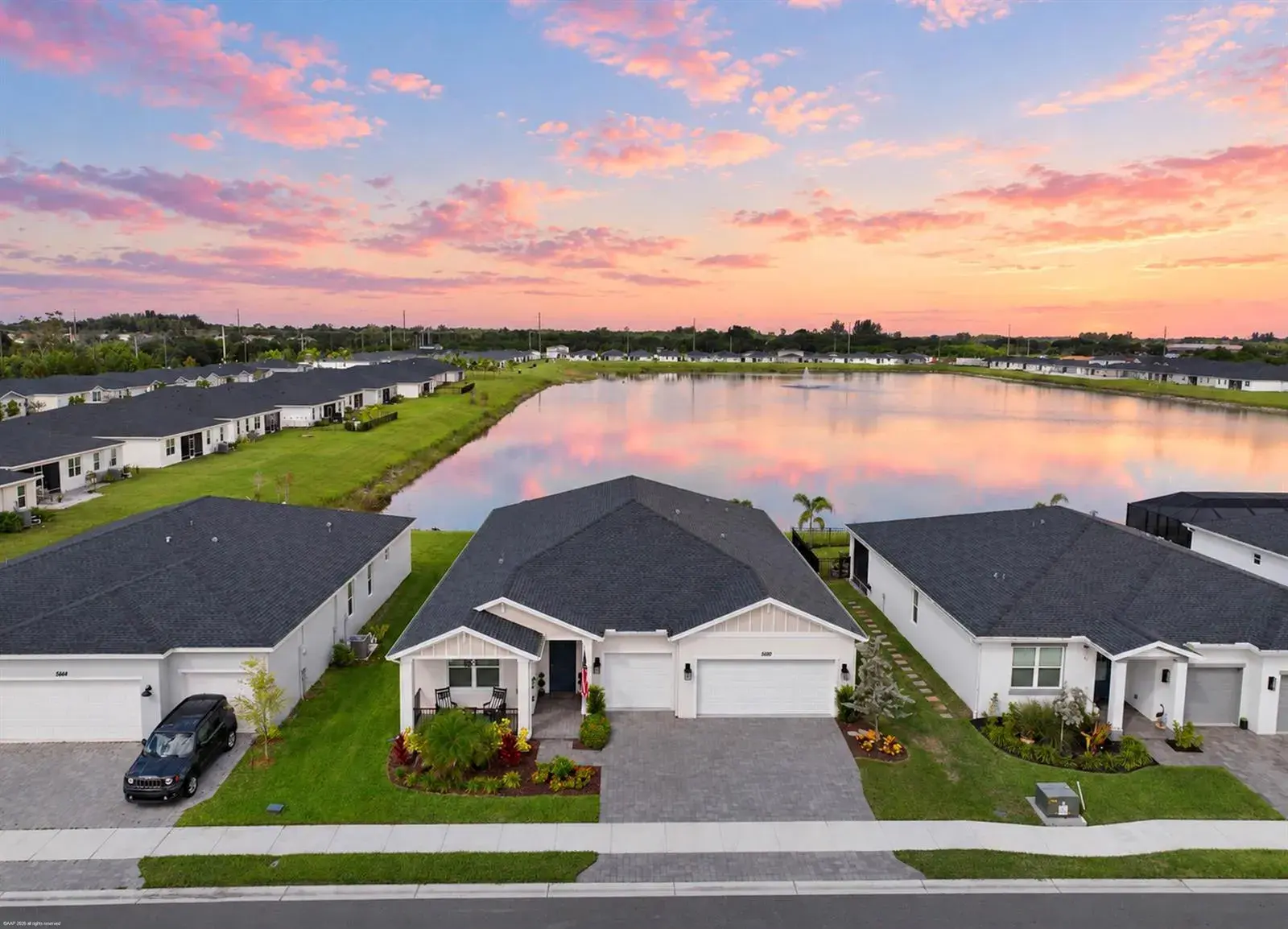 5680 HAMPTON PARK Circle, Vero Beach FL 32966