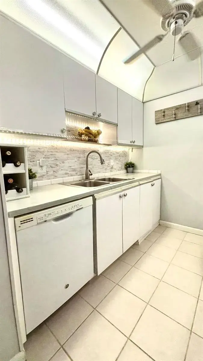 1 bedroom 1 bath Residential for sale at 2 NEWPORT A Drive # 2, Deerfield Beach FL 33442
