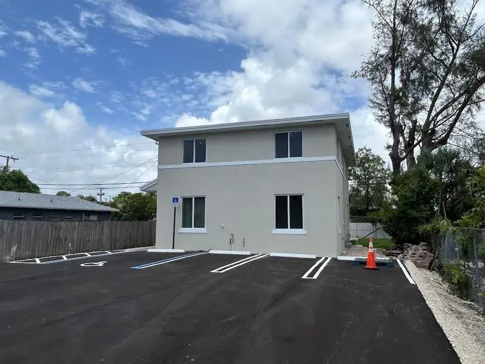 2 bedroom 2 bath Residential Lease for rent at 1117 NE 5TH Avenue # 3, Fort Lauderdale FL 33304
