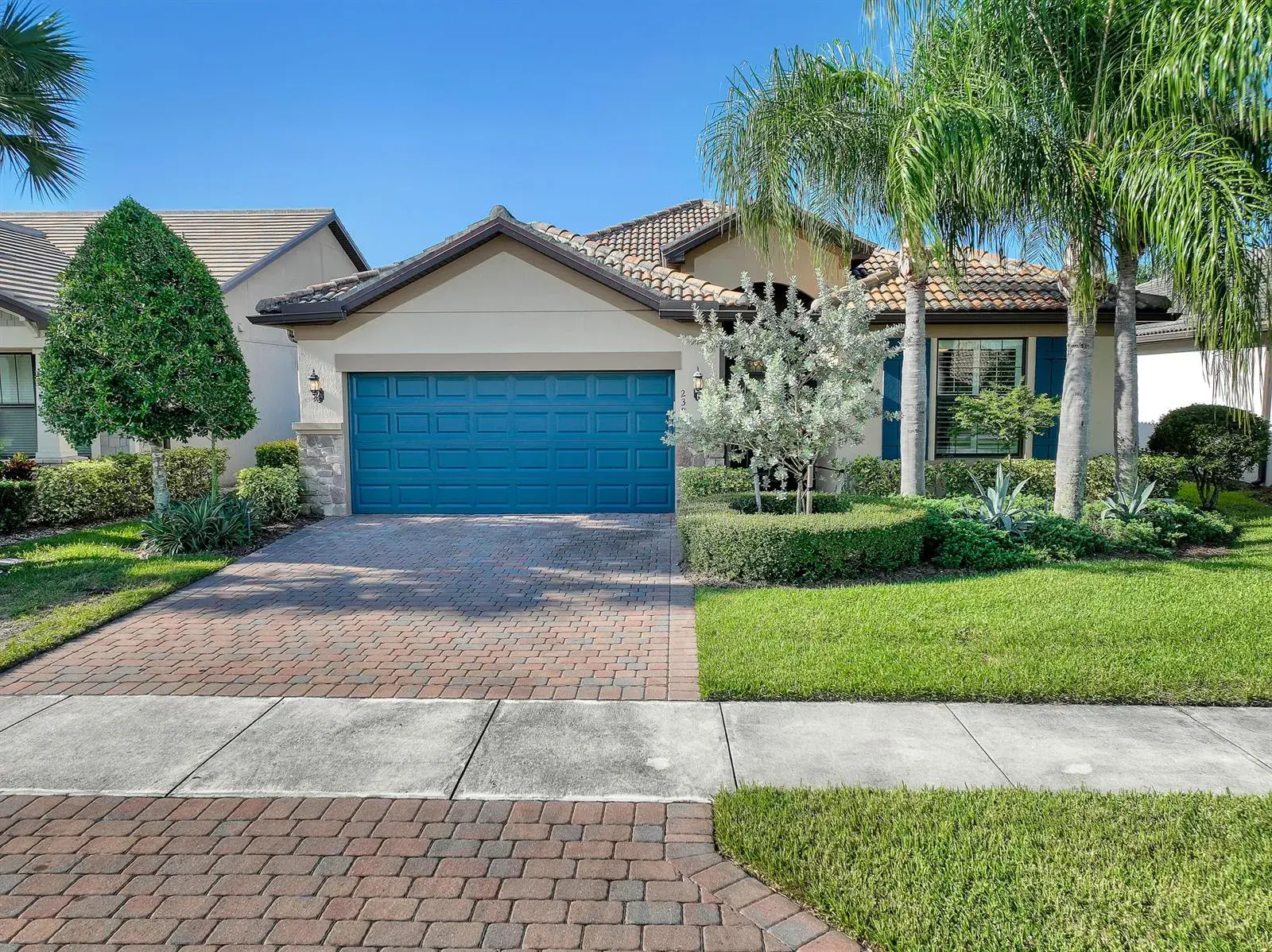 2 bedroom 2 bath Residential for sale at 238 SE Longview Drive, Port St. Lucie FL 34984