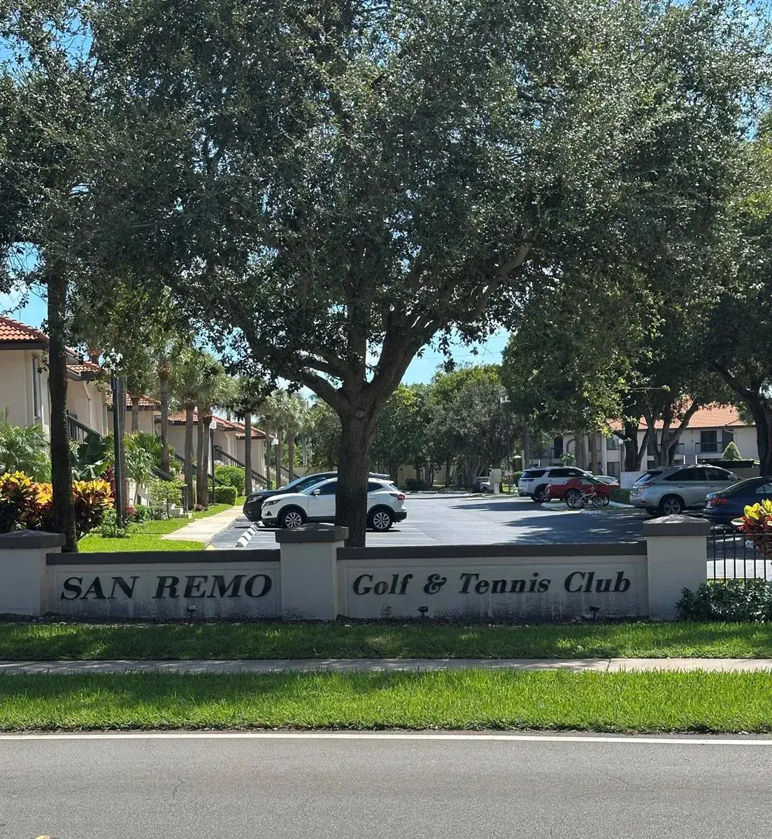 2 bedroom 2 bath Residential for sale at 351 Club Circle # 108, Boca Raton FL 33487