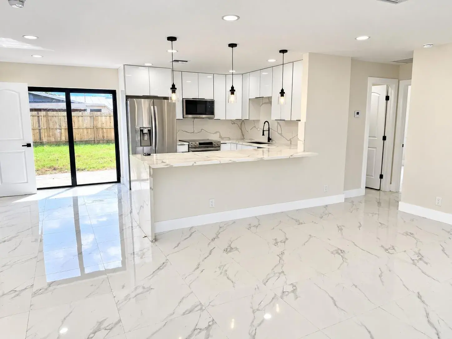 4922 ROYAL S, West Palm Beach FL 33415