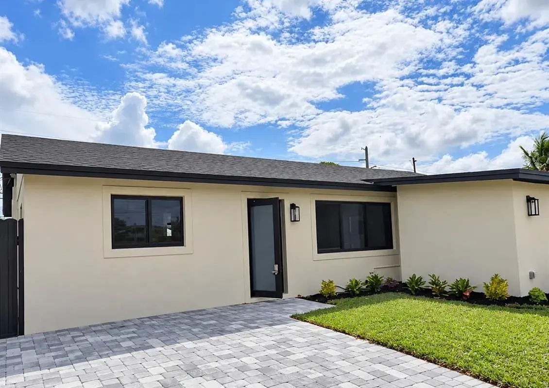 4922 ROYAL S, West Palm Beach FL 33415