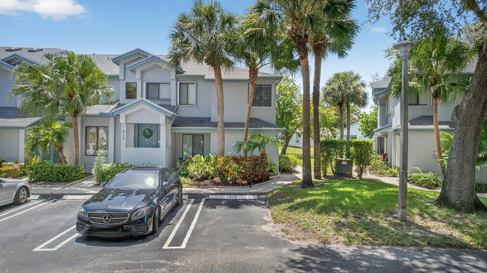 406 Harbour Pointe Way, FL 33413