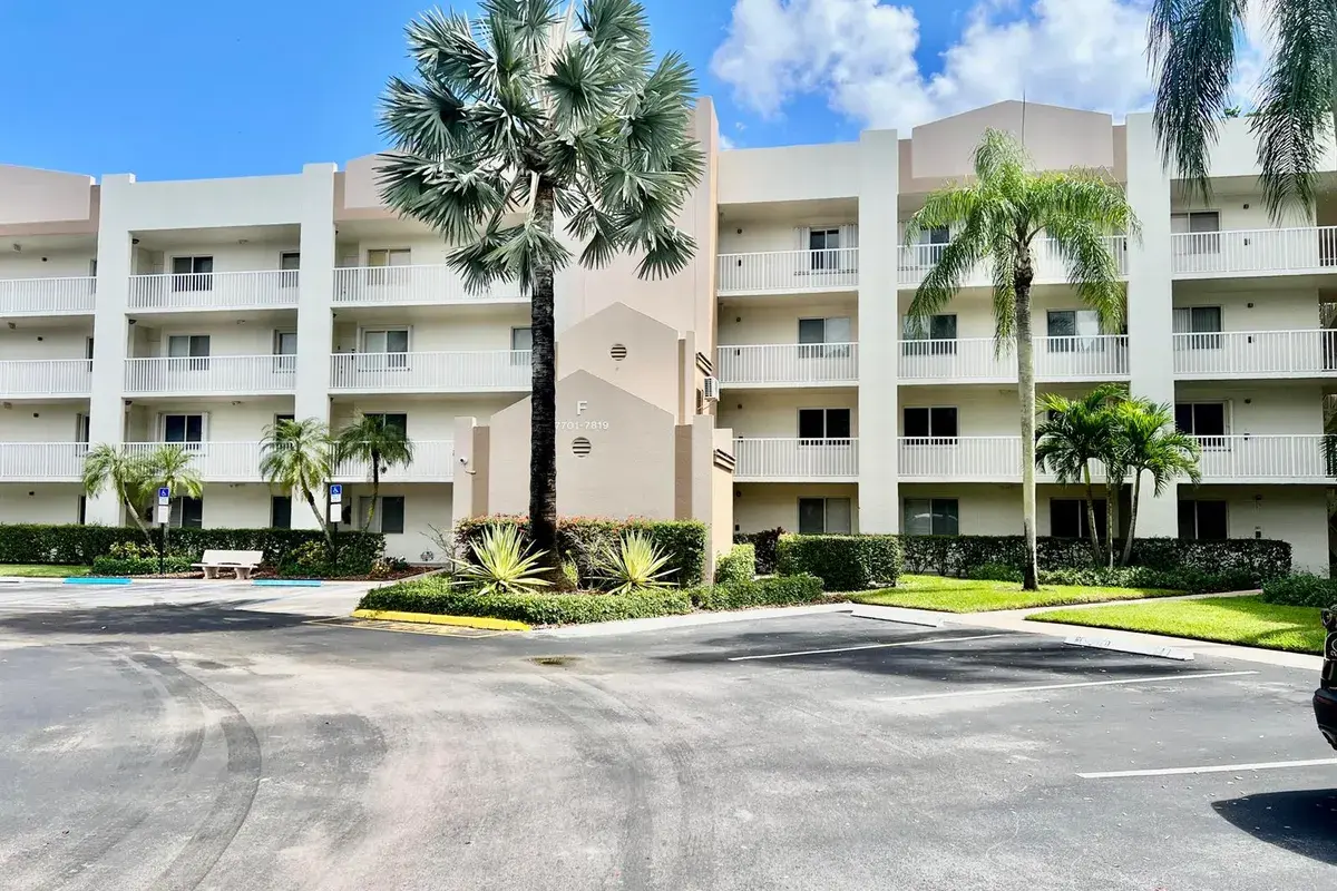 7713 TRENT Drive # 107, Tamarac FL 33321