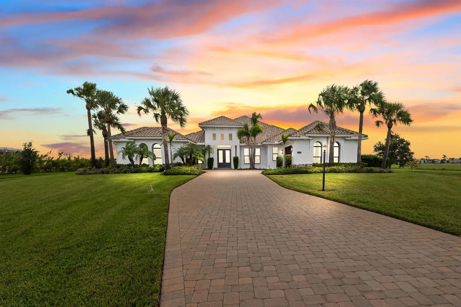 3 bedroom 3 bath Residential for sale at 3280 SW STONEYBROOK Way, Palm City FL 34990