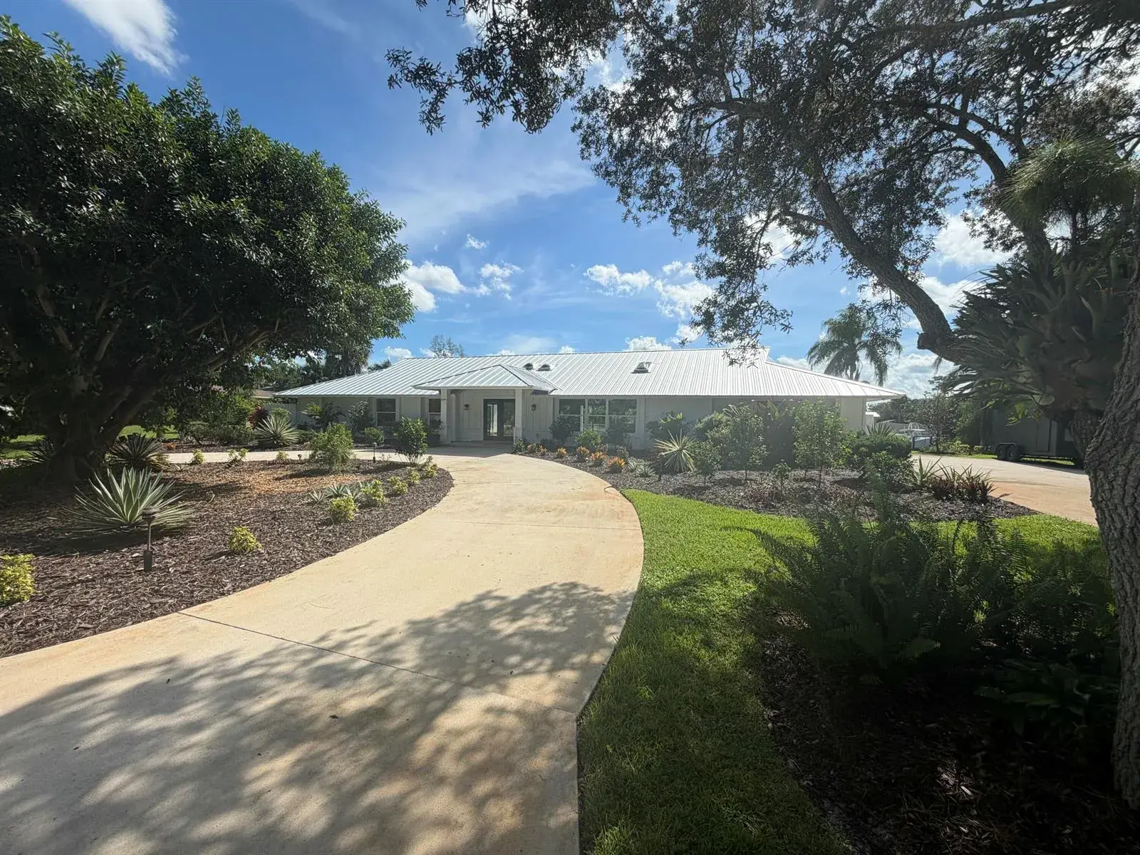 3 bedroom 2 bath Residential for sale at 5297 SW Anhinga Avenue, Palm City FL 34990