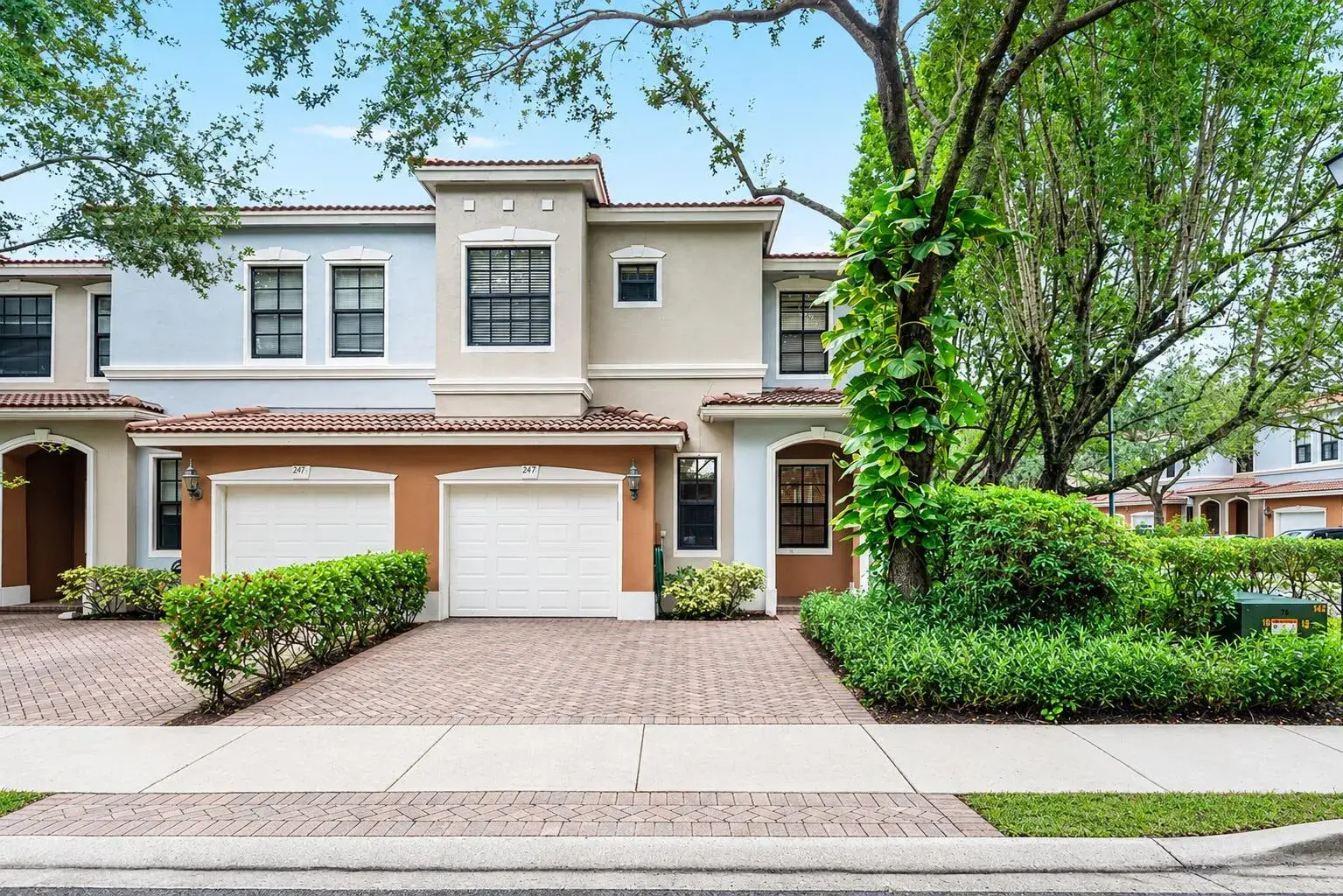 3 bedroom 2 bath Residential for sale at 247 W Chrystie Circle, Delray Beach FL 33484