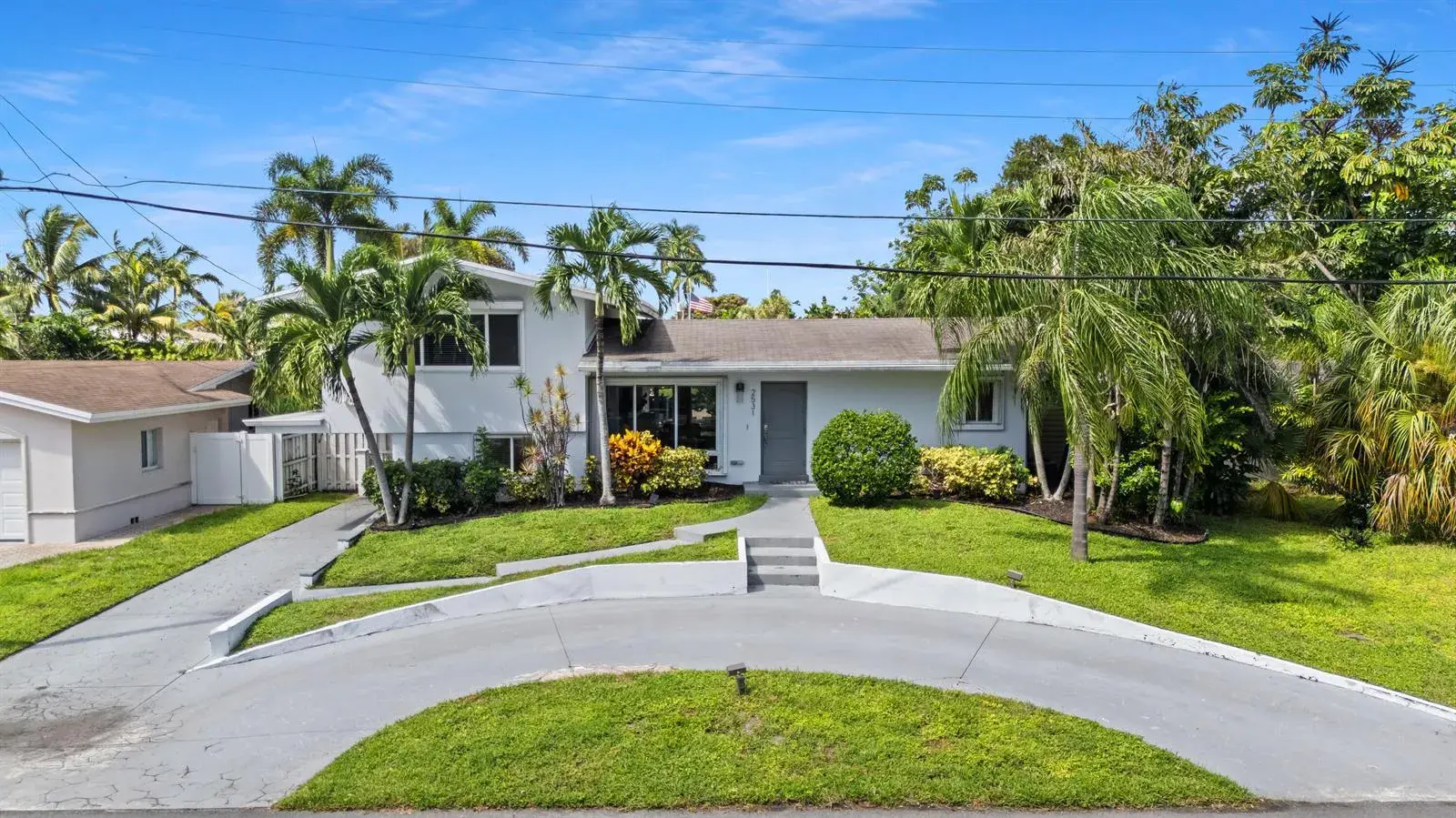 4 bedroom 3 bath Residential Lease for rent at 2531 KEY LARGO Lane, Fort Lauderdale FL 33312