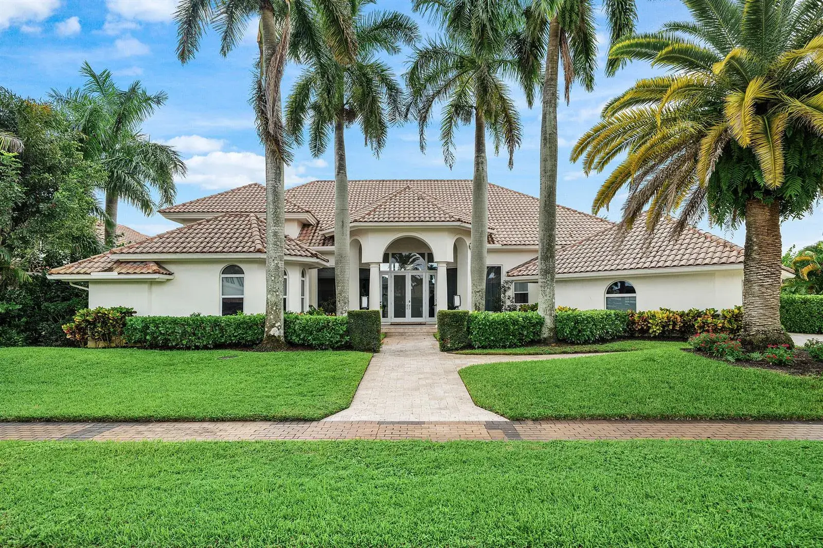 5 bedroom 4 bath Residential for sale at 7080 Lions Head Lane, Boca Raton FL 33496