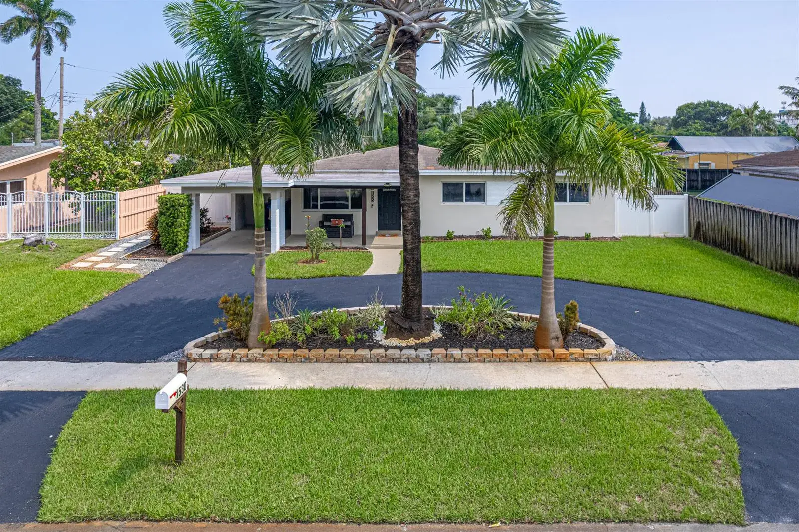 3 bedroom 2 bath Residential for sale at 1530 SW 25TH Avenue, Fort Lauderdale FL 33312