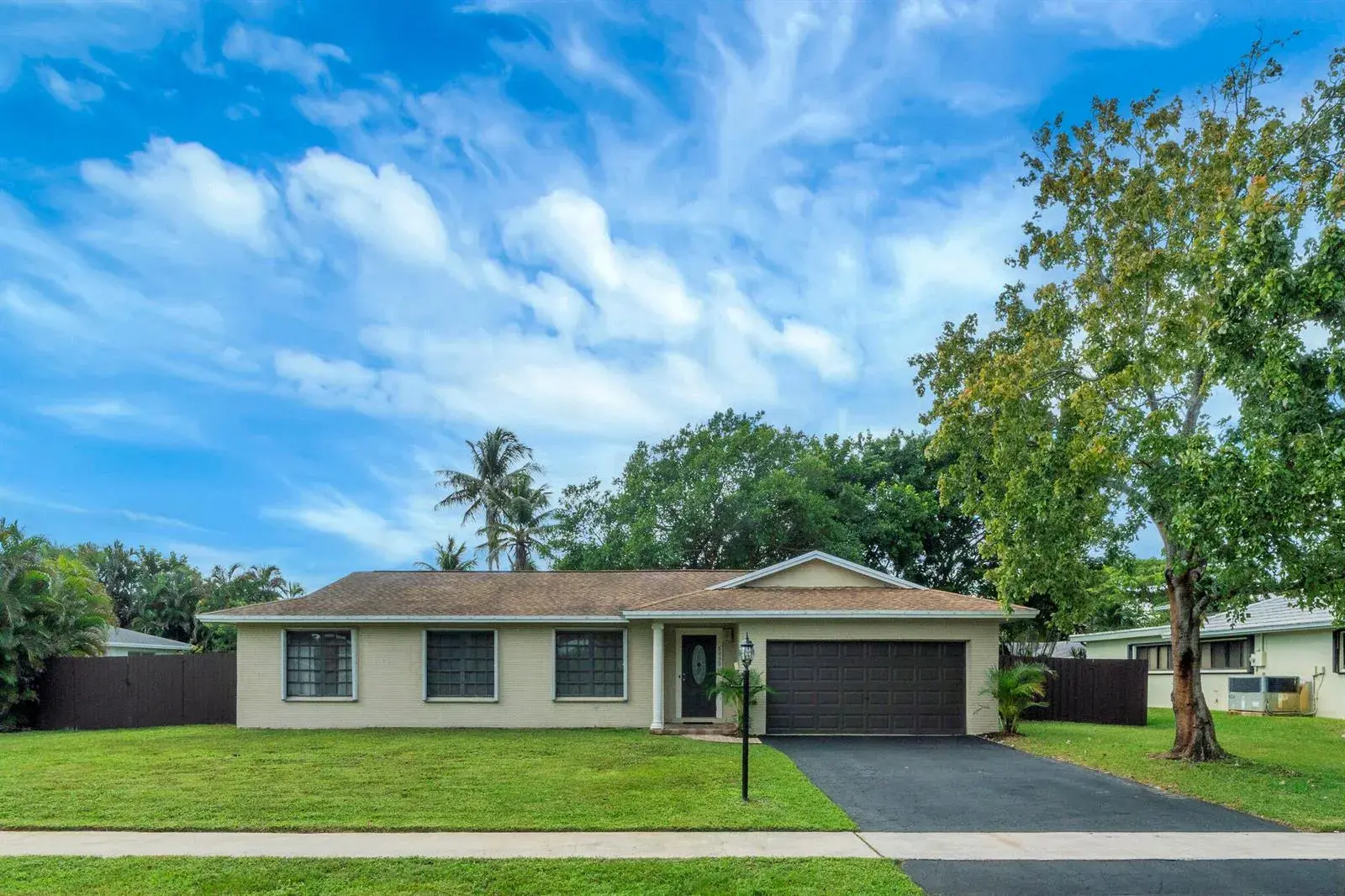 5 bedroom 2 bath Residential for sale at 6030 SW 8TH Court, Plantation FL 33317