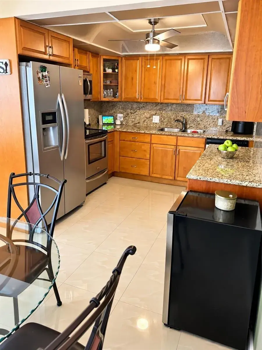 3004 LINCOLN A # 3004, Boca Raton FL 33434