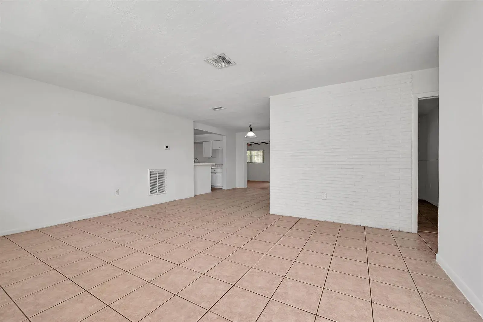 3 bedroom 2 bath Residential for sale at 6481 PIERCE Street, Hollywood FL 33024