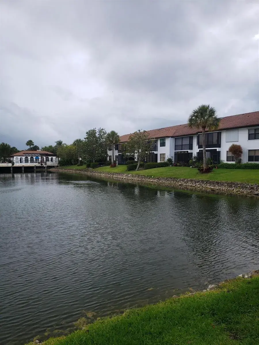 6021 SE Landing Way # 2, Stuart FL 34997