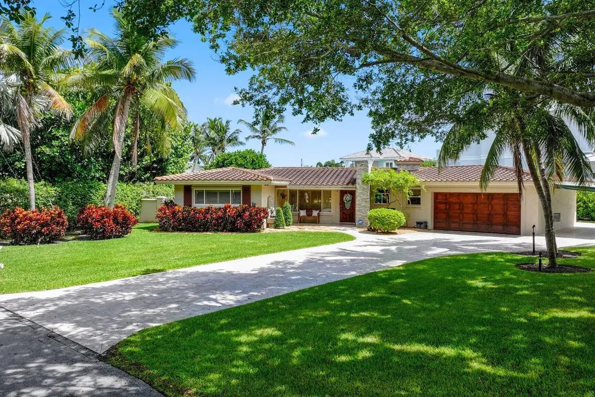 910 Banyan Drive, Delray Beach FL 33483