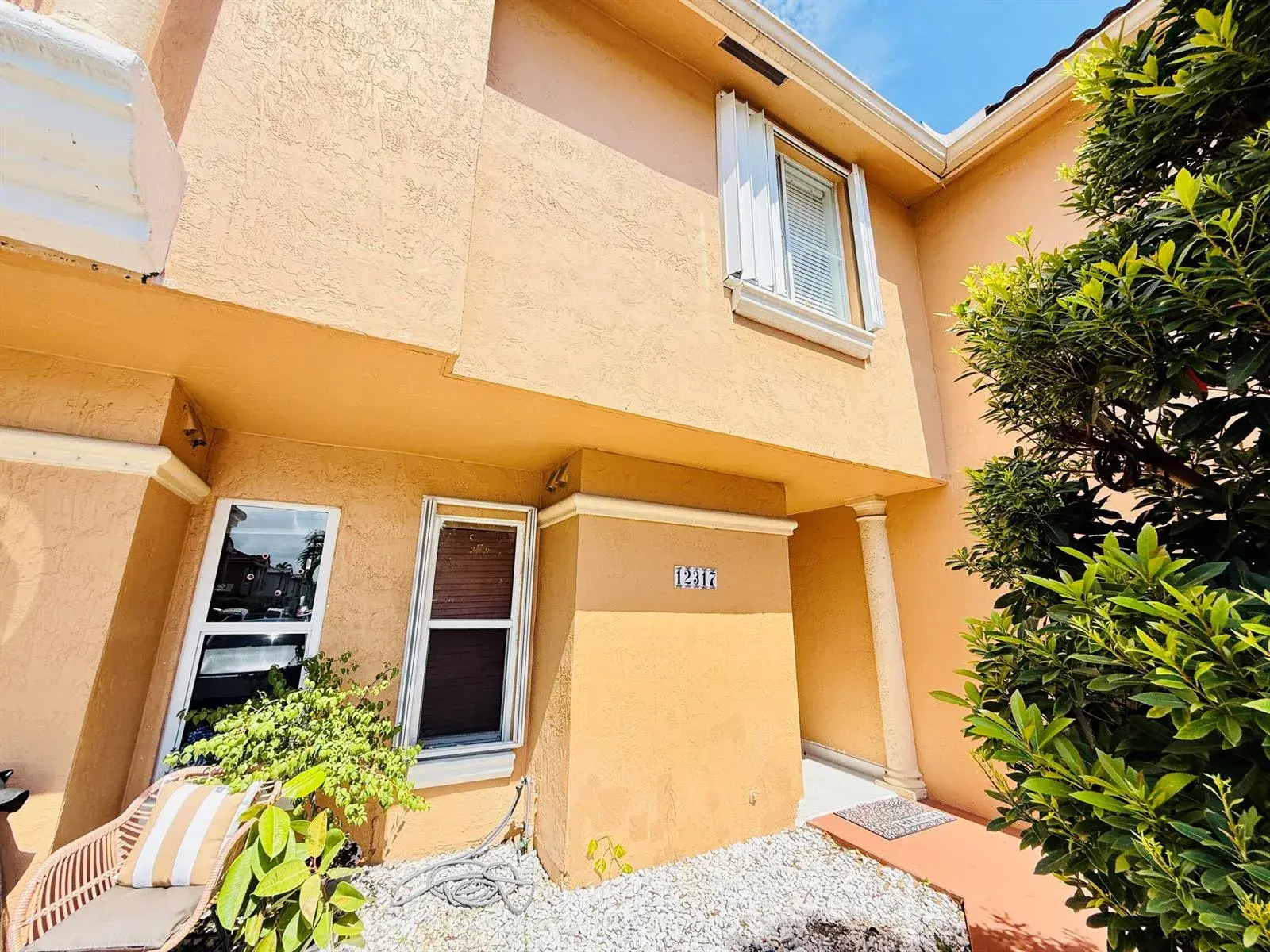 2 bedroom 2 bath Residential for sale at 12317 NW 11th Street # 1302, Miami FL 33182