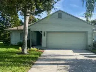 2 bedroom 2 bath Residential for sale at 460 TAMARIND Place, Vero Beach FL 32962