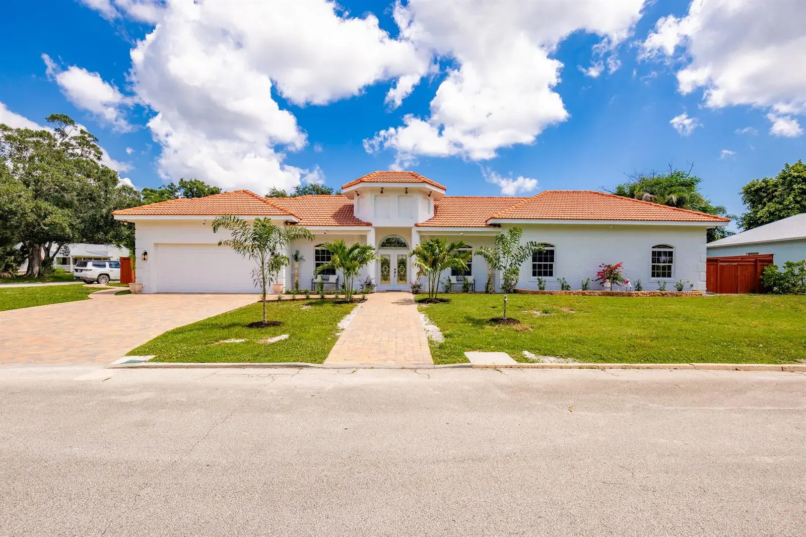5 bedroom 4 bath Residential for sale at 2206 AVILLA Avenue, Vero Beach FL 32960