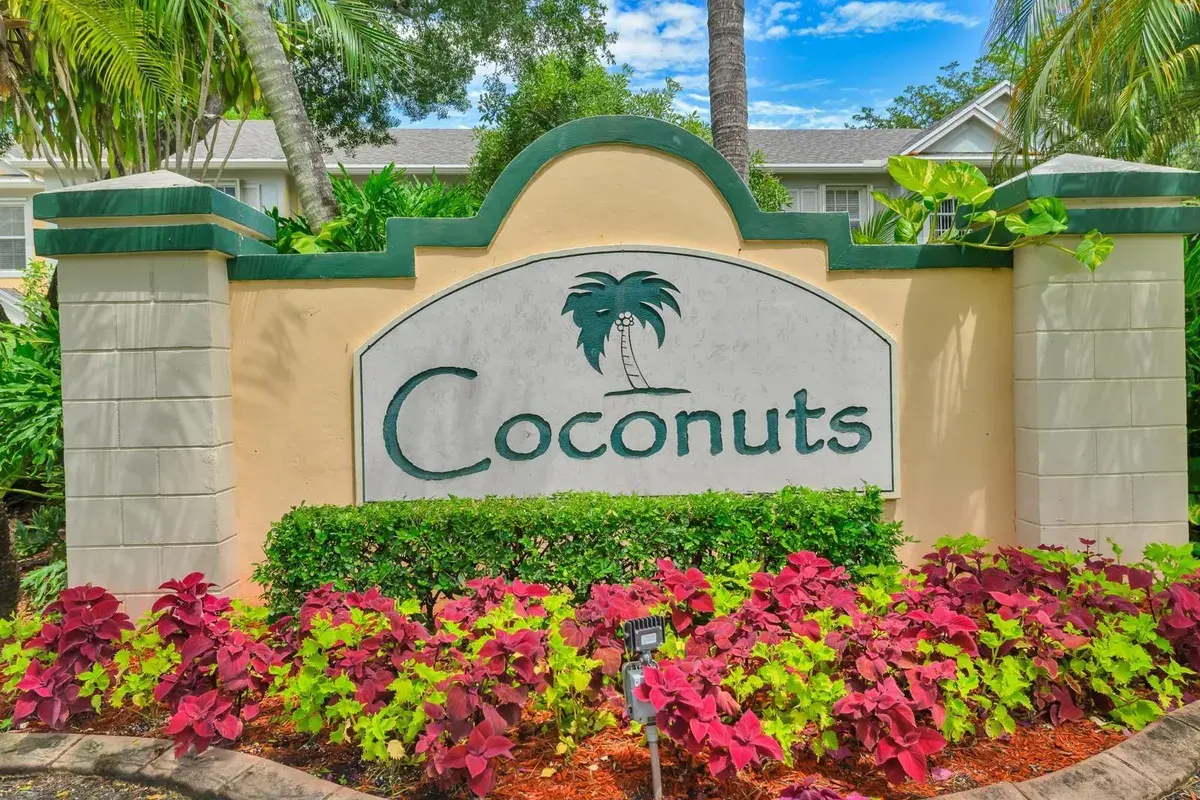 219 Mallory Court, Weston FL 33326