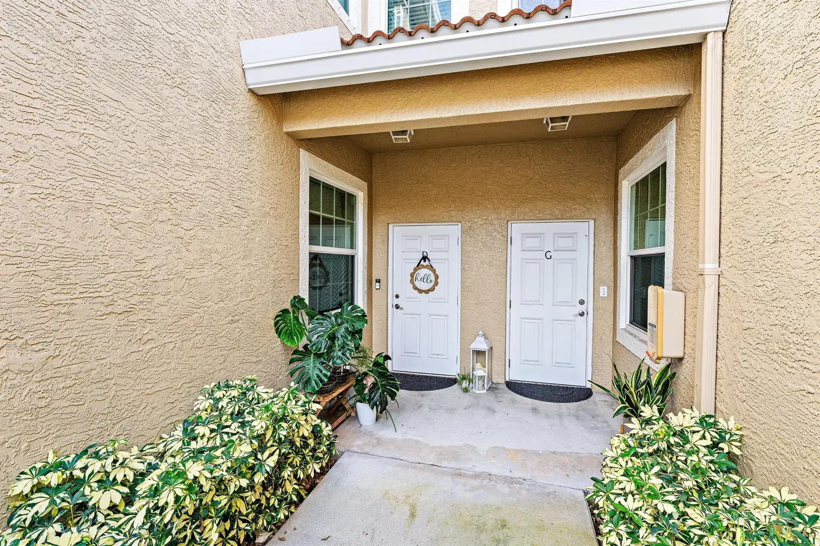 3 bedroom 2 bath Residential for sale at 111 LIGHTHOUSE Circle # D, Tequesta FL 33469