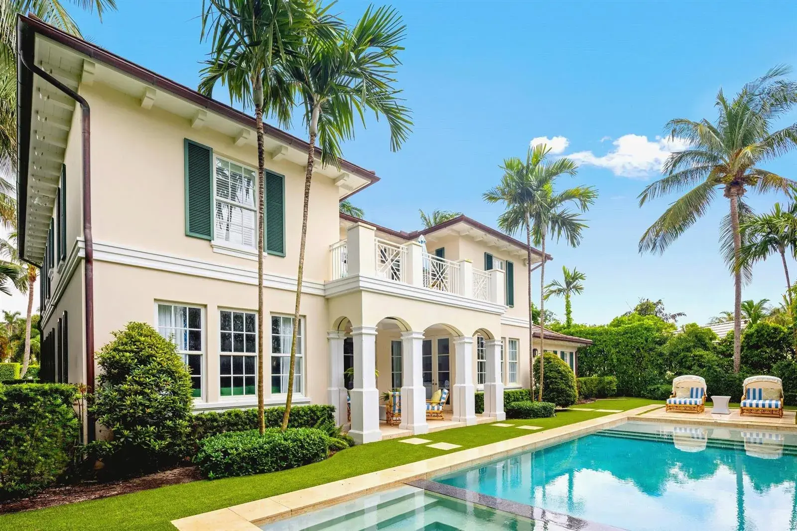 4 bedroom 5 bath Residential for sale at 253 Jamaica Lane, Palm Beach FL 33480