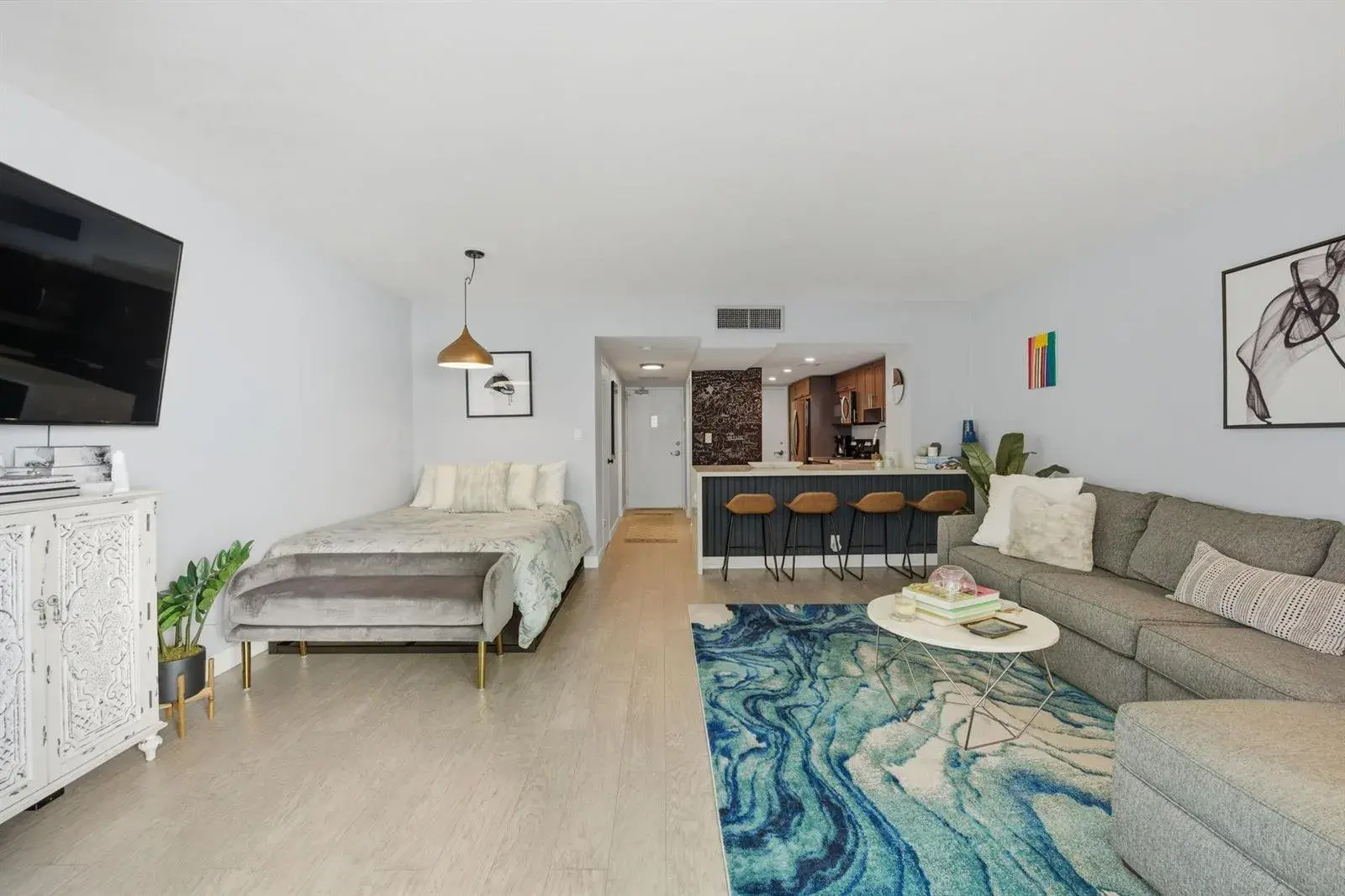 1200 West Avenue # 324, Miami Beach FL 33139