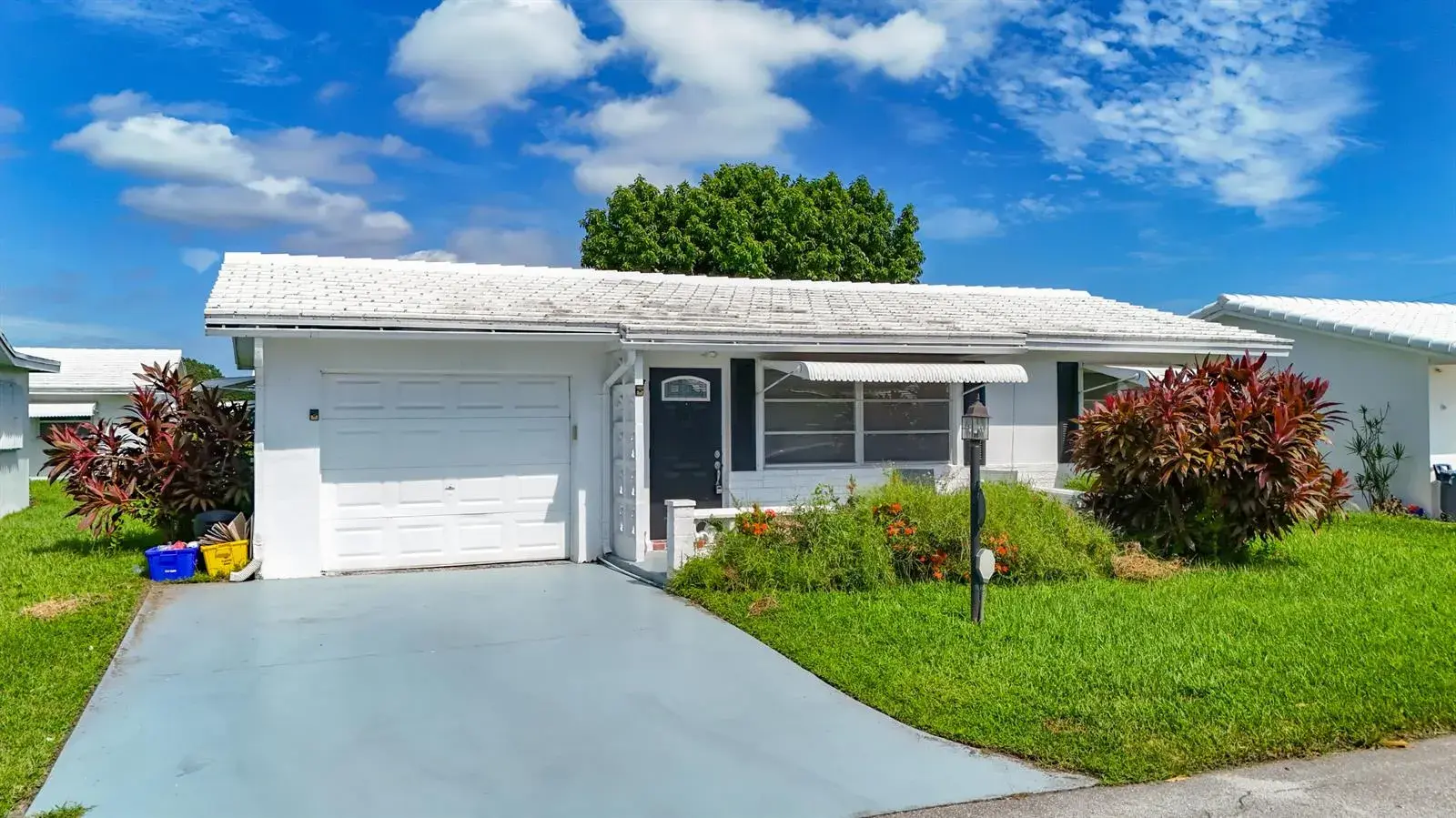 2 bedroom 2 bath Residential for sale at 813 SW 5TH Court, Boynton Beach FL 33426