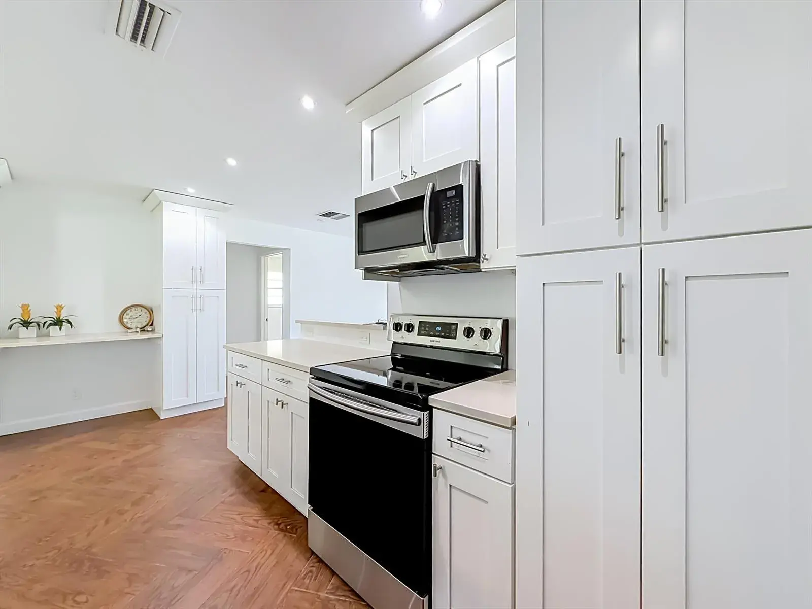813 SW 5TH Court, Boynton Beach FL 33426