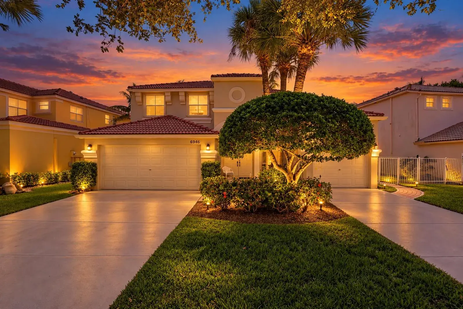 4 bedroom 2 bath Residential for sale at 6346 Stonehurst Circle, Lake Worth FL 33467