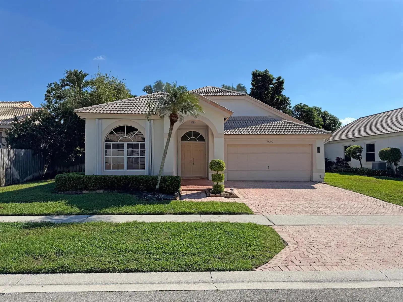 3 bedroom 2 bath Residential for sale at 7649 Eagle Point Drive, Delray Beach FL 33446