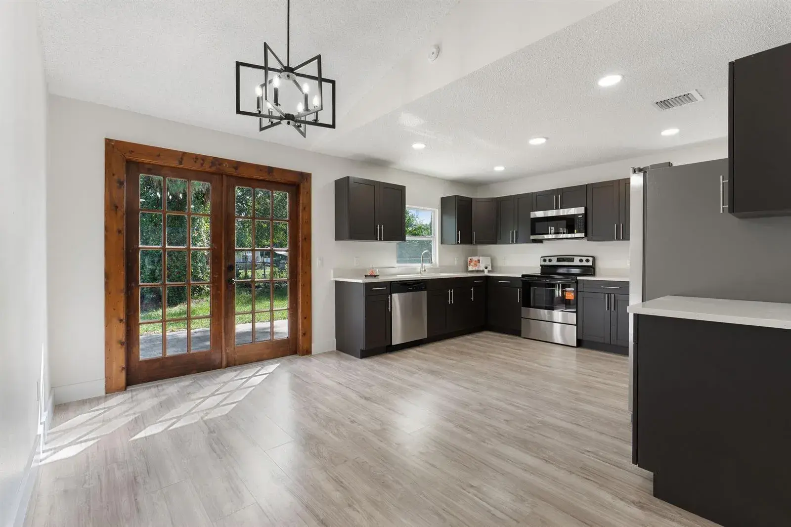2136 80TH Avenue, Vero Beach FL 32966