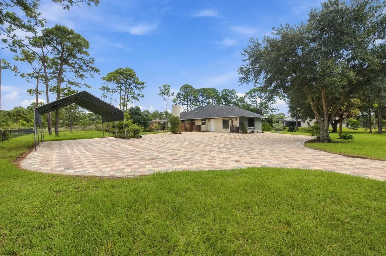 15107 97TH Road N, FL 33412