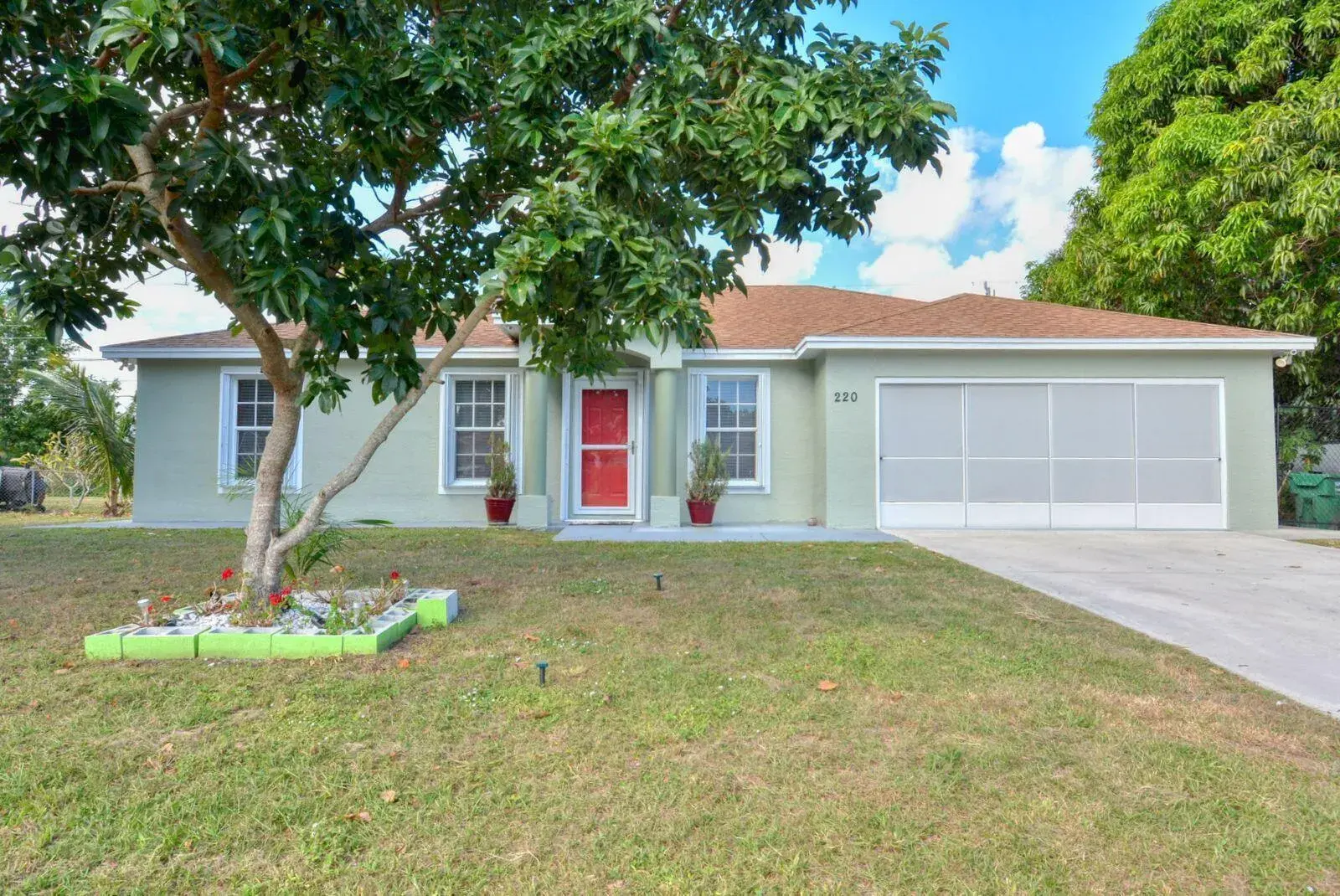 220 W Arbor Avenue, Port St. Lucie FL 34952